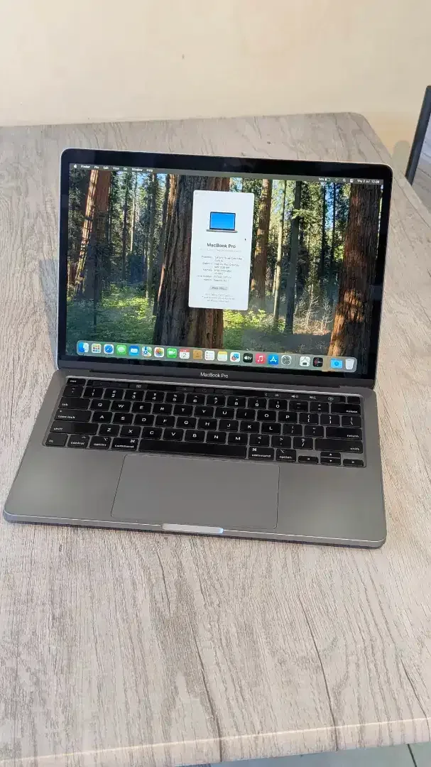 MACBOOK PRO TOUCHBAR 13 2020 - Electronics in Bali