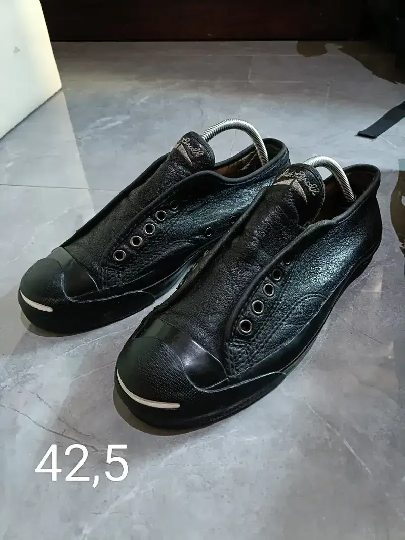 Sepatu converse low slip on x john varvatos 42,5 - Fashion in Bali