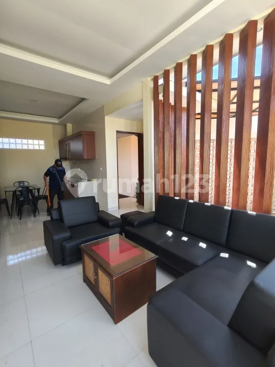 Rumah Semi Villa, Fully Furnished, Siap Huni di Pasraman Unud Jimbaran - Real Estate in Bali