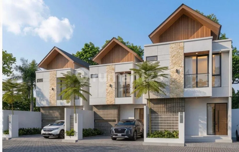 Dijual Rumah Indent 2 Lantai Jalan Mertasari Sidakarya - Bali in Bali