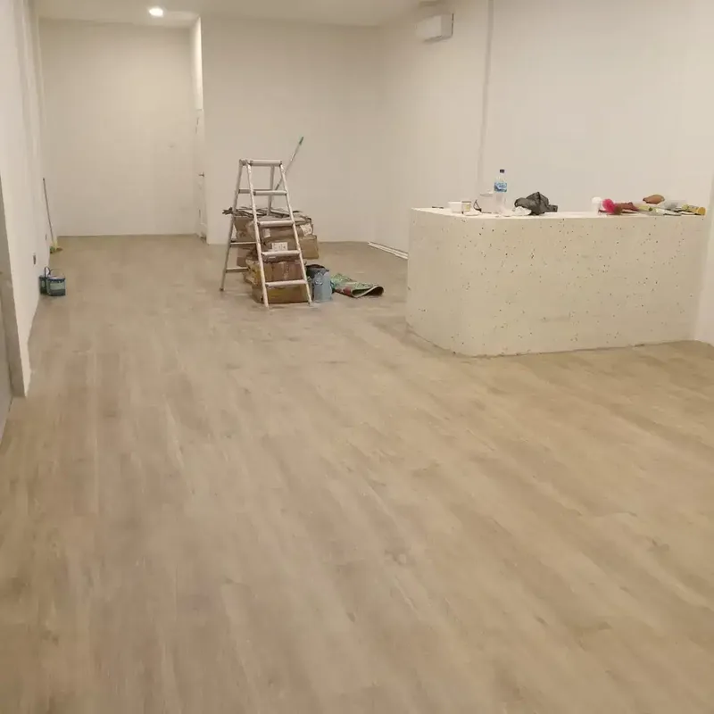 Tukang pasang vinyl lantai dan spc - Services in Bali