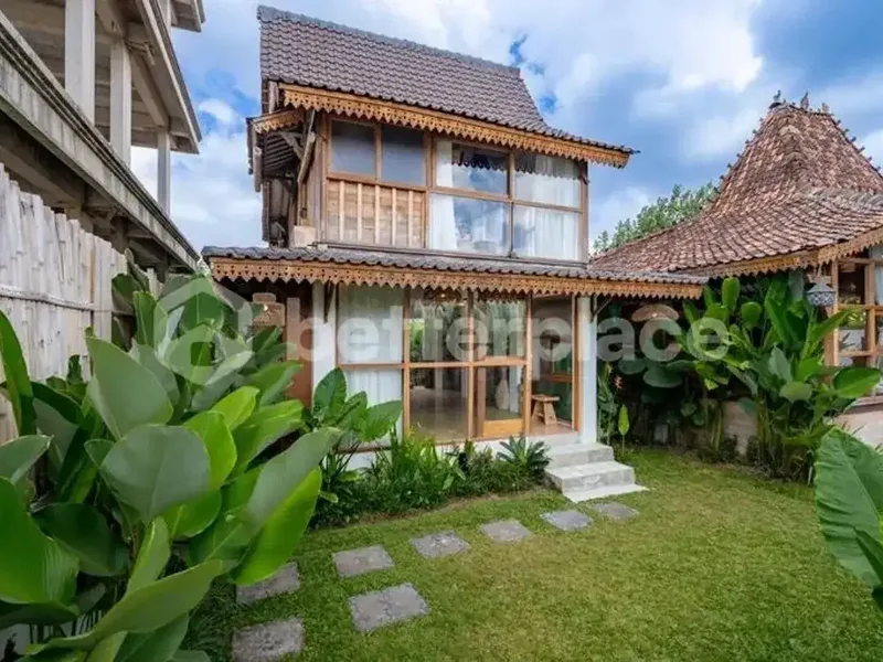 Brand-New Heritage Villa in Ubud: Hand-Crafted Joglo Architecture, Turnkey Furnishing, Outstanding Investment Upside - Bali in Bali