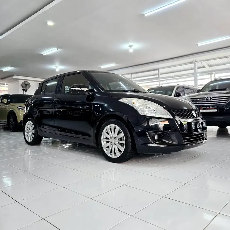 [2017] DP10jt! Swift GX 1.4 matic 2017 pmk asli DK super istimewa - Vehicles in Bali