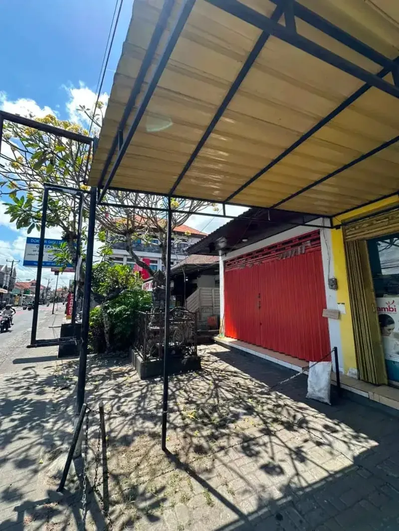 DI SEWAKAN RUKO JL SEMER KEROBOKAN P8 X 5L - Real Estate in Bali