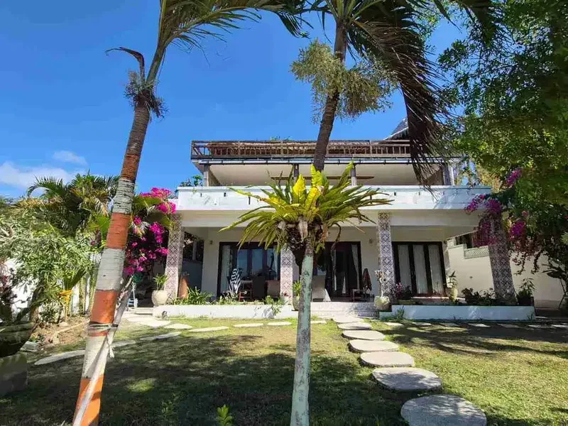 VILLA 3 LANTAI ULUWATU BALI Turun Harga Rp 35 M- Rp 30 M - Real Estate in Bali
