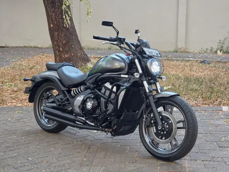 Moge Cruiser Kawasaki Vulcan 650 S th 2022 Like New Siap Gas Turing - Vehicles in Bali