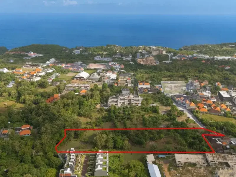 DIJUAL Tanah Ungasan dekat KARMA KANDARA - Bali in Bali