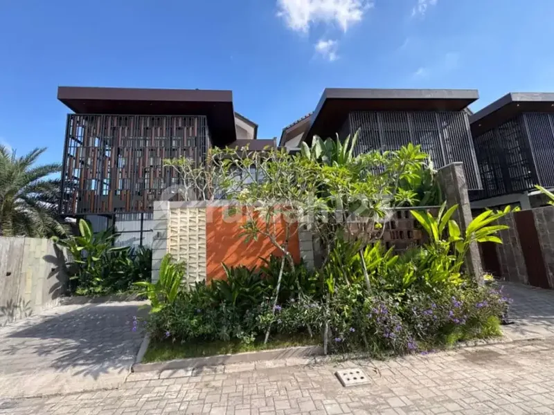 Brand New Luxury Tropical Villa Only 7 Minutes To The Canggu Beach - Bali in Bali