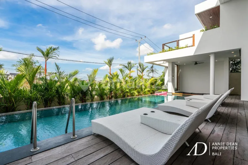 Monthly / Yearly Rental | 5-Bedroom Luxury Villa In Canggu - Real Estate in Bali