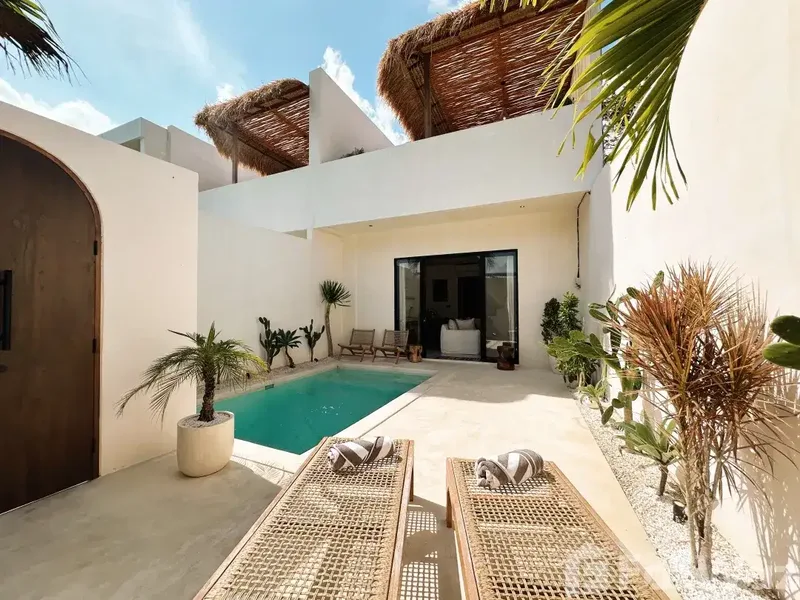 2 Bedroom Villa for sale in Kerobokan, Bali - Real Estate in Bali