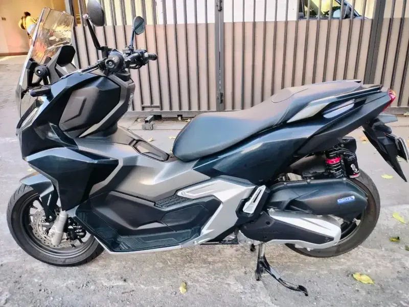 Adv 160 variasi Deva motor - Vehicles in Bali