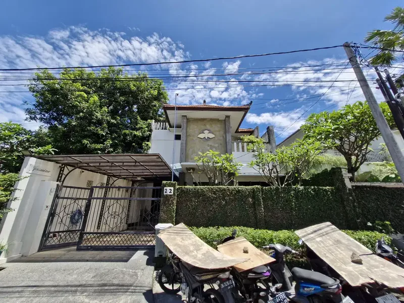RUMAH MURAH RENON SIAP HUNI DAN ASRI - Real Estate in Bali