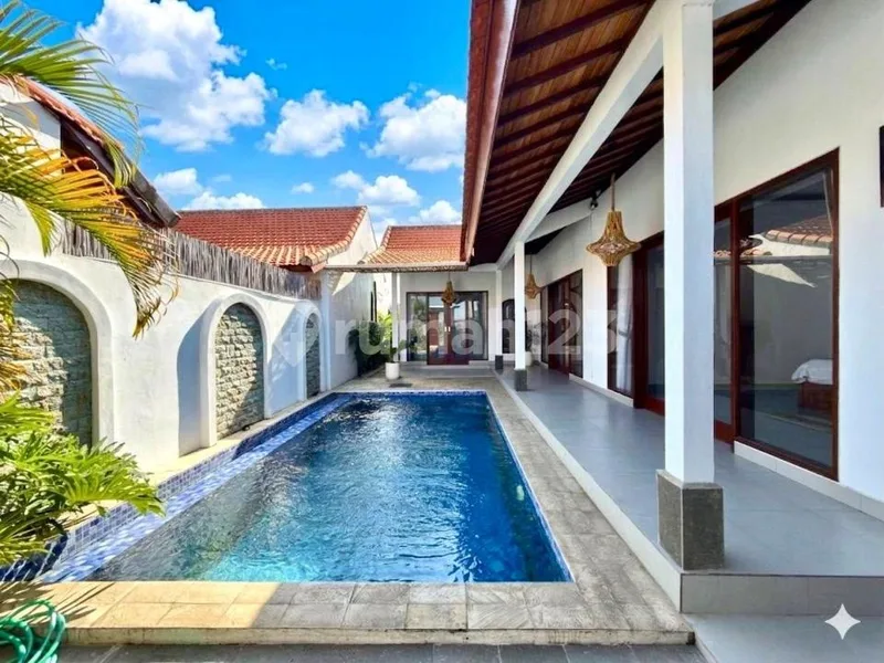 Villa Modern Siap Huni Dekat dengan Pantai Seseh - Real Estate in Bali