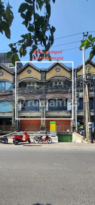 Ruko nempel ada basement di seminyak - Real Estate in Bali
