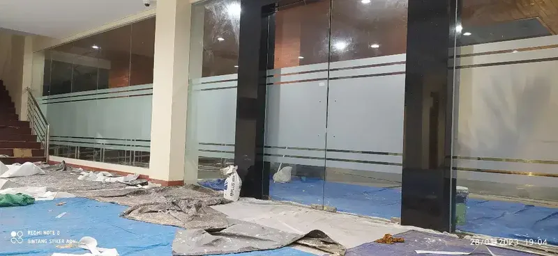 Kaca jadi awet stlah pasang stiker sunblas ada kaca film ono way prin - Home & Garden in Bali