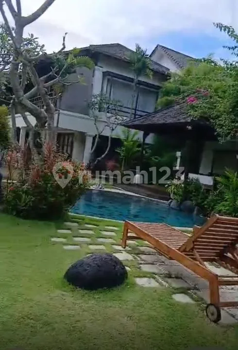 Di Jual Tanah Free Bangunan Villa Daerah Sanur Mertasari Jalan Kaki ke Pantai 150 Meter - Bali in Bali