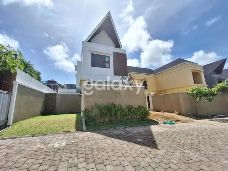 VILLA SAMANI RAYA ULUWATU UNGASAN BADUNG, BALI - Real Estate in Bali