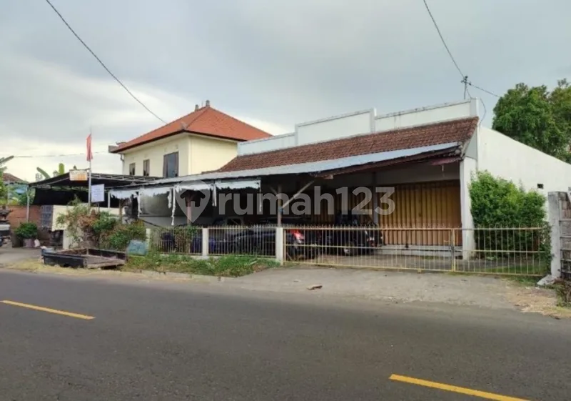 Toko dan Gudang di Jalan Utama Seririt (Zp-00106) - Real Estate in Bali