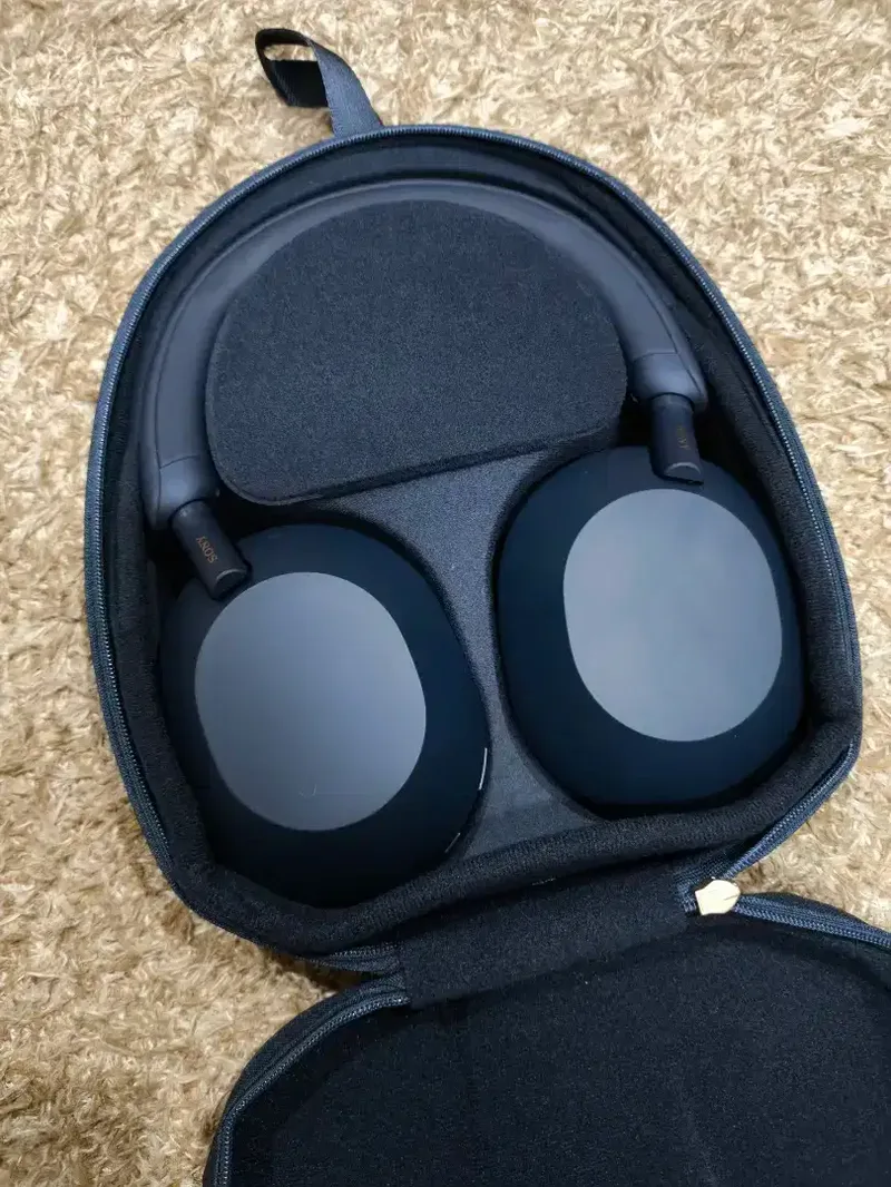 SONY WH1000-XM5 PEMAKAIAN SATU BULAN - Electronics in Bali