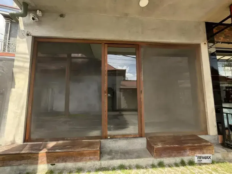 Beautiful And Strategic Shophouse For Rent, In Canggu Area - Real Estate in Bali