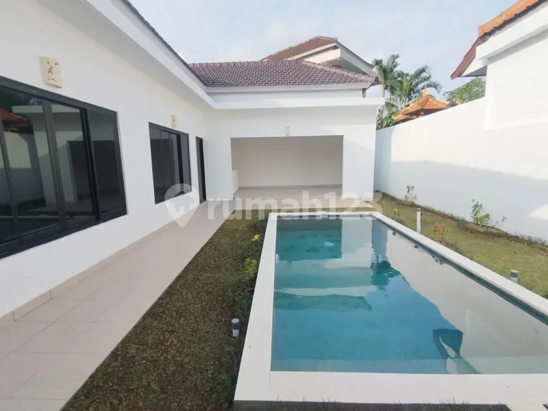 Fot Rent Villa With Gardent At Kerobokan Umalas Kuta Bali Near Canggu - Real Estate in Bali