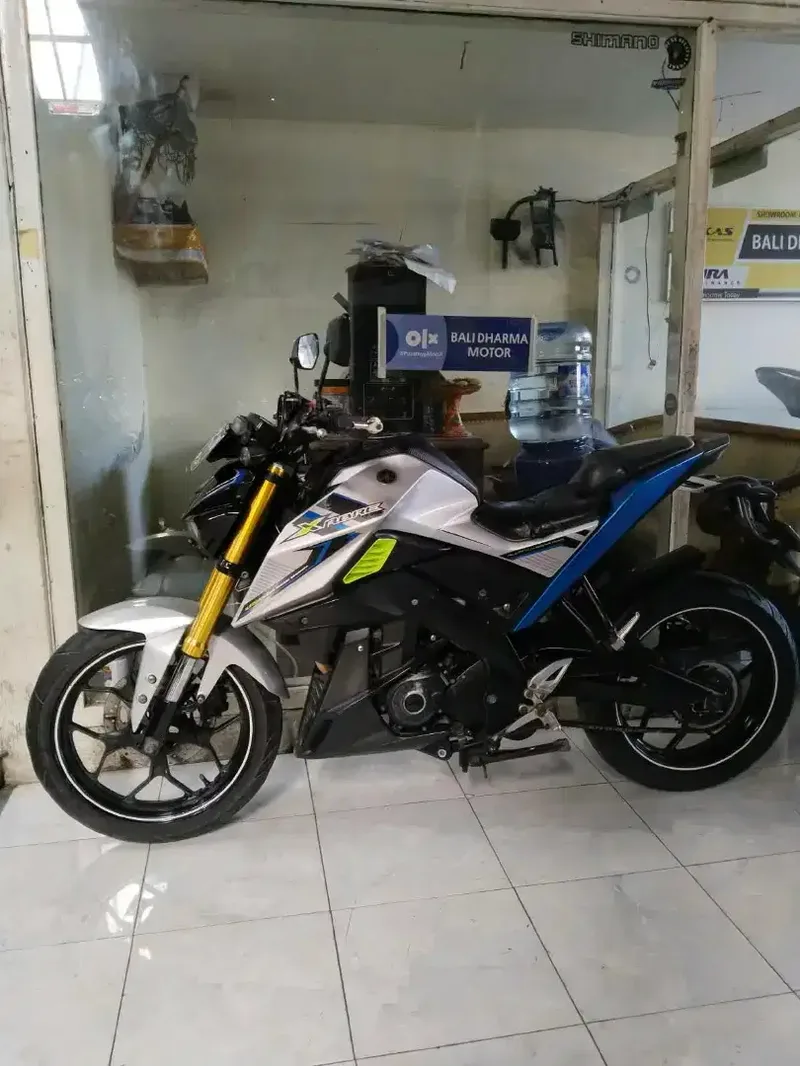 Yamaha x aber. 2019 cash Bali dharma motor - Vehicles in Bali
