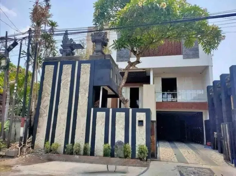 Rumah Murah Isi Pool Di Moh Yamin Dkt Renon Laksamana Merdeka Puputan - Real Estate in Bali