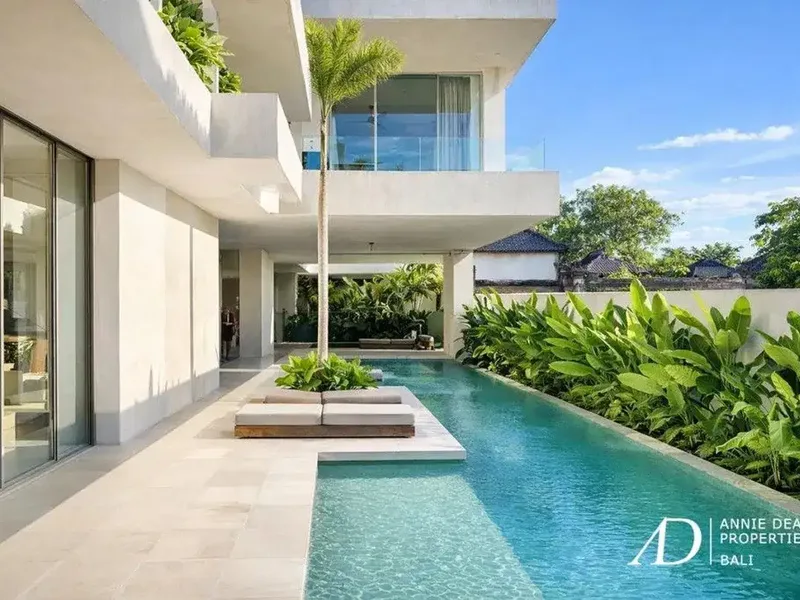 LEASEHOLD | MINIMALIST TROPICAL BRUTALIST VILLA WITH RICE FIELD VIEWS IN BUDUK, CANGGU - Real Estate in Bali