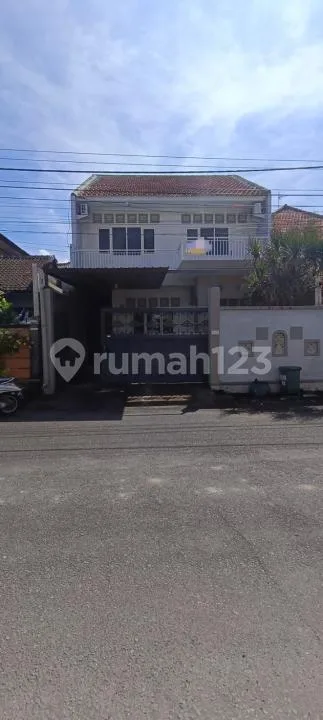 For Rent - Strategic House On Imam Bonjol, Across From Tsm - Bali in Bali