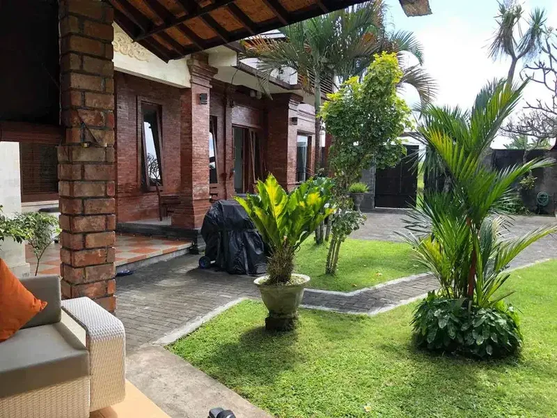 Dijual Rumah semi Villa di area pantai nyanyi dengan pemandangan sawah - Real Estate in Bali