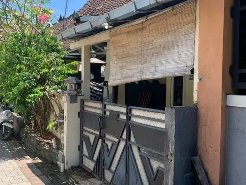 Rumah Strategis 3 Kamar Siap Huni Dijual di Kerobokan Kelod - Real Estate in Bali
