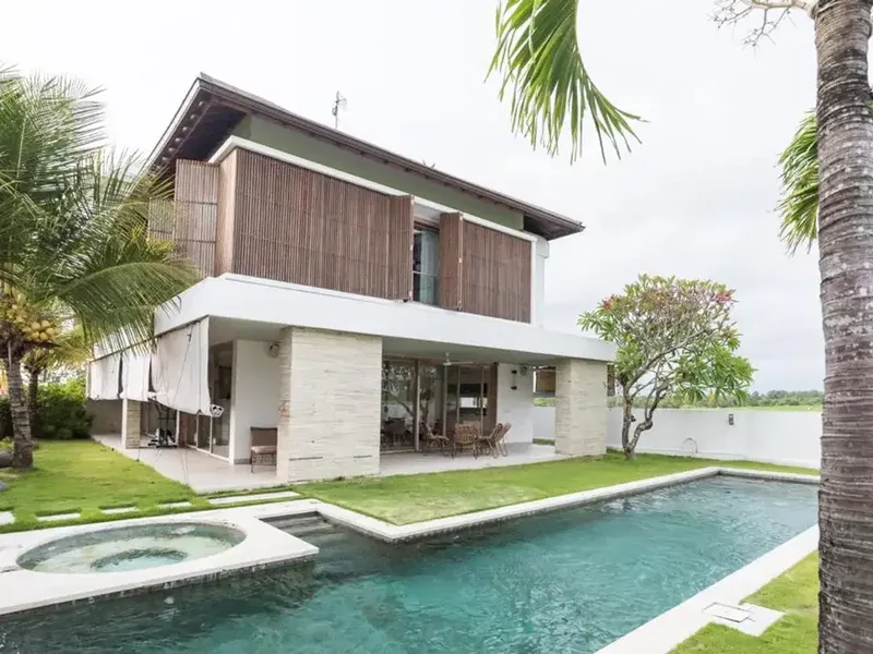 DI JUAL VILLA VIEW SAWAH DI CEMANGI DEKAT CANGGU BADUNG BALI - Real Estate in Bali