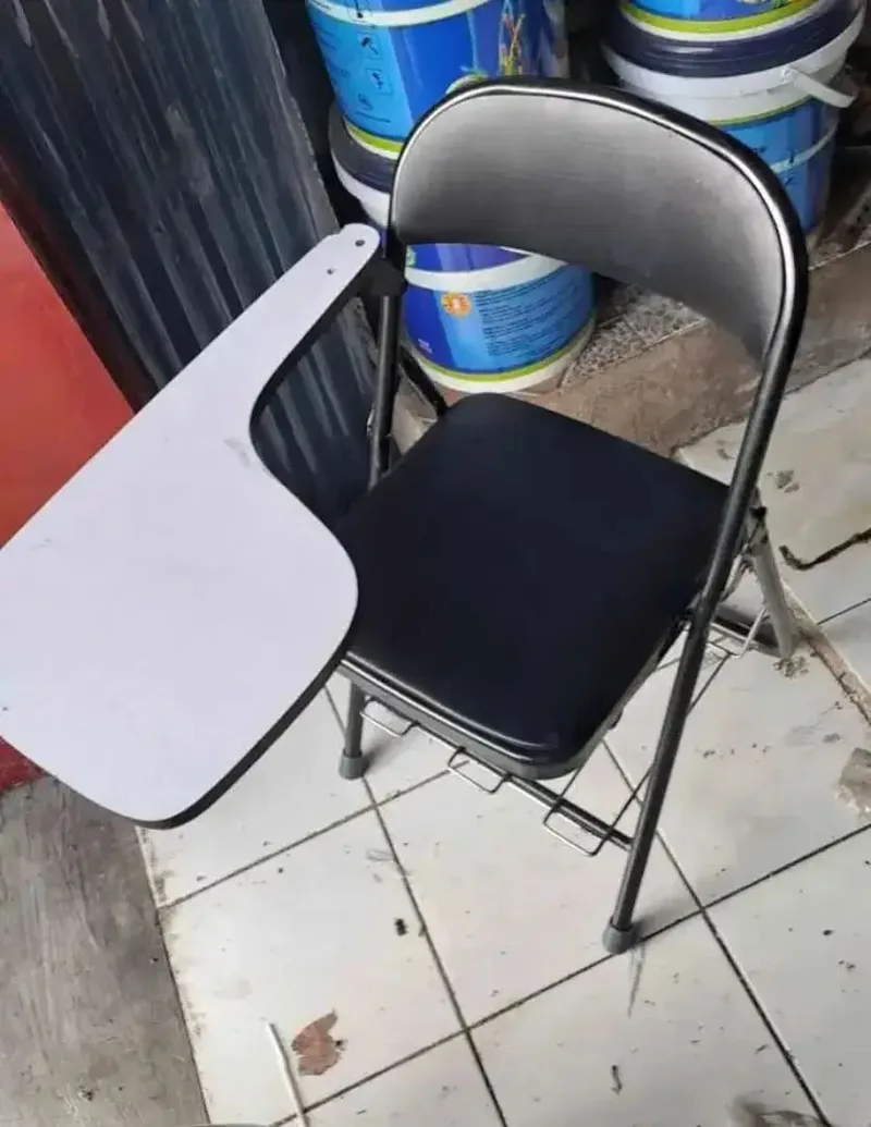 Kursi lipat kuliah rangka hitam tidak karatan - Home & Garden in Bali