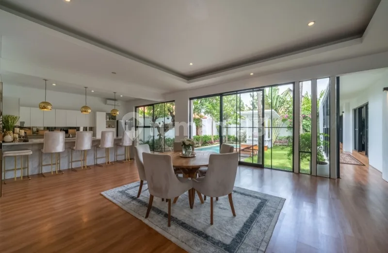 Charming 3Br Villa In The Heart Of Berawa - Bali in Bali