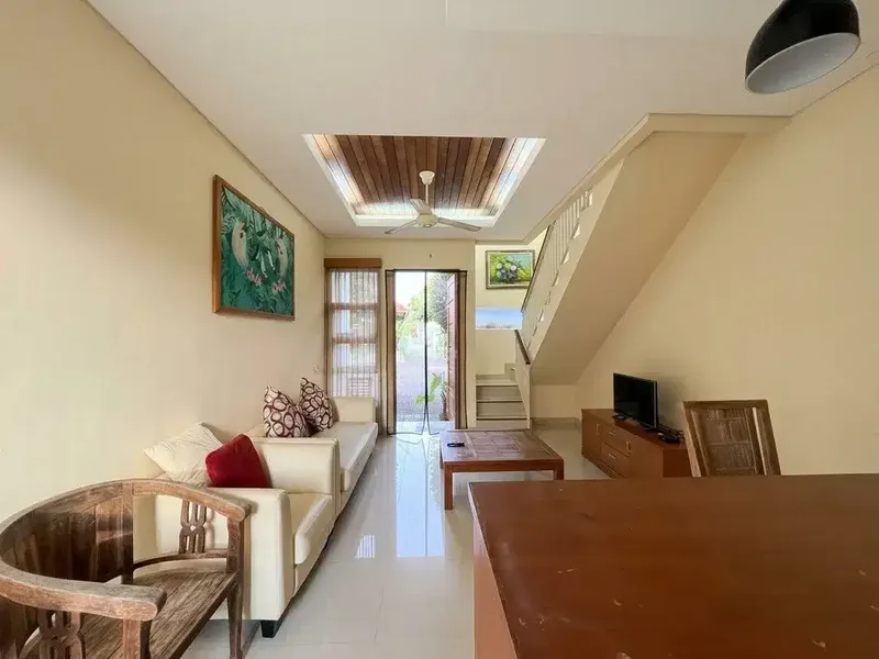DISEWAKAN RUMAH 2 LANTAI 1BR – RENON, DENPASAR - MONTHLY/YEARLY - Real Estate in Bali