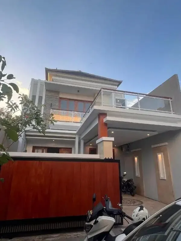 Rumah Indent Luas Di Denpasar Timur - Real Estate in Bali