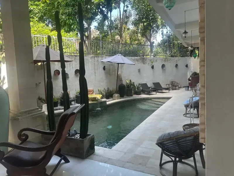 GUESTHOUSE MEWAH SANUR OMZET AKTIF INVESTASI PALING MENGUNTUNGKAN - Real Estate in Bali