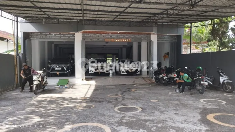 RUKO 3 LANTAI BERLOKASI STRATEGIS DAN PREMIUM DI JALAN UTAMA GATOT SUBROTO TIMUR - Bali in Bali