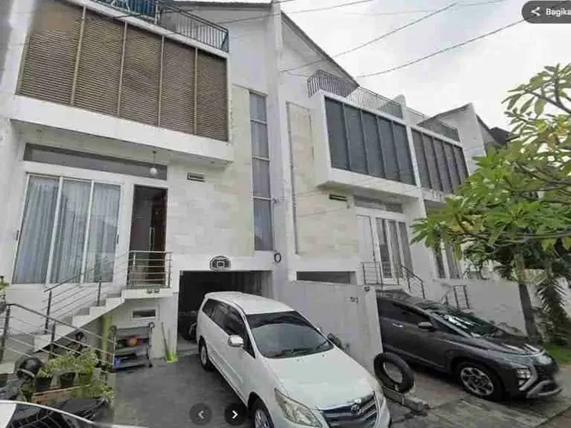 Rumah Ada Pool 3Lt Kaw Premium Bisnis,Kuliner Laksmana Renon Jl6mtr - Real Estate in Bali