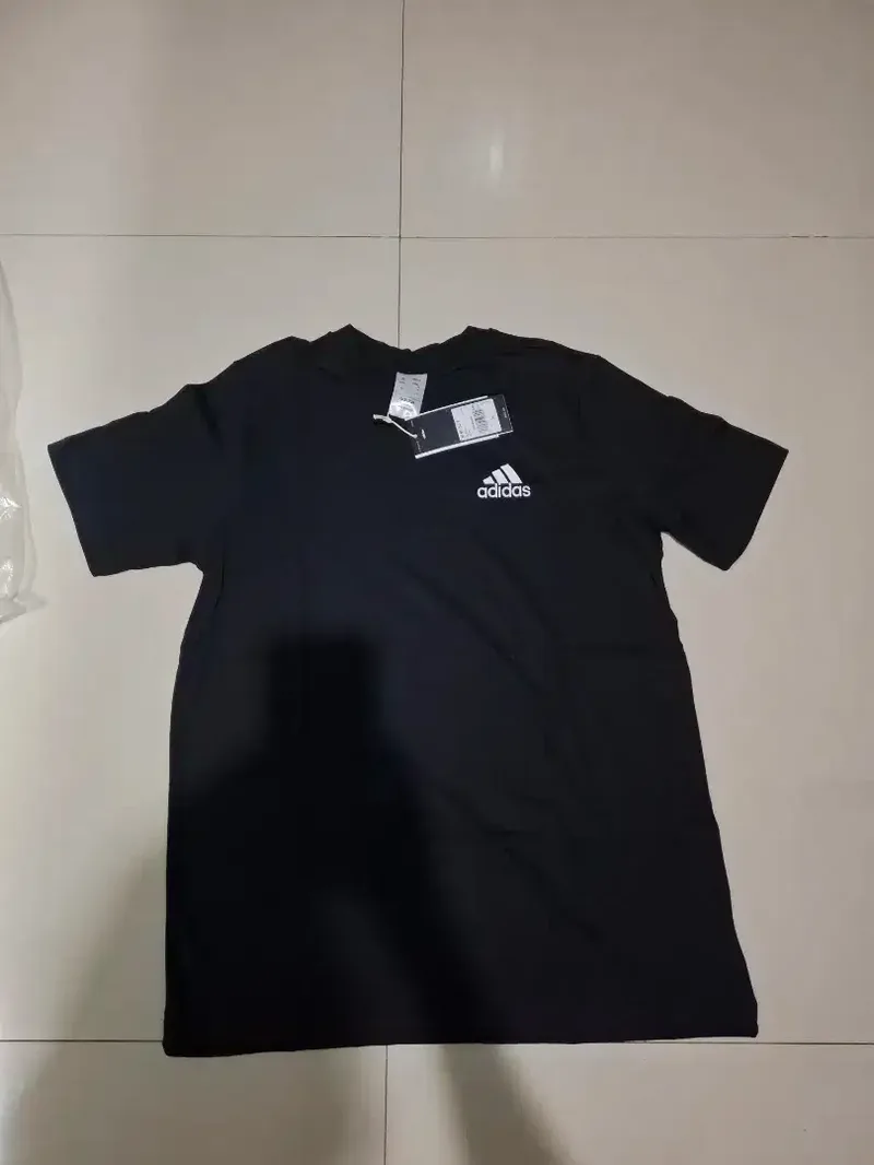 Baju Adidas Lifestyle Essentials Size S Original 100% - Fashion in Bali