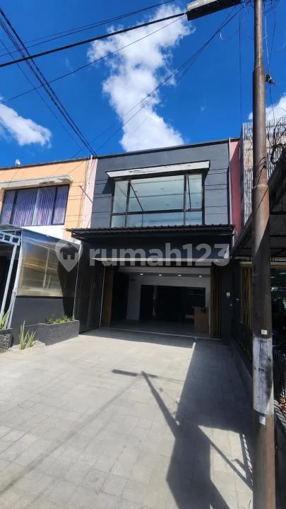 Ruko 2 LT Dengn Usaha Laundry Masih Beroperasi di Gunung Soputan Denpasar Barat - Bali in Bali
