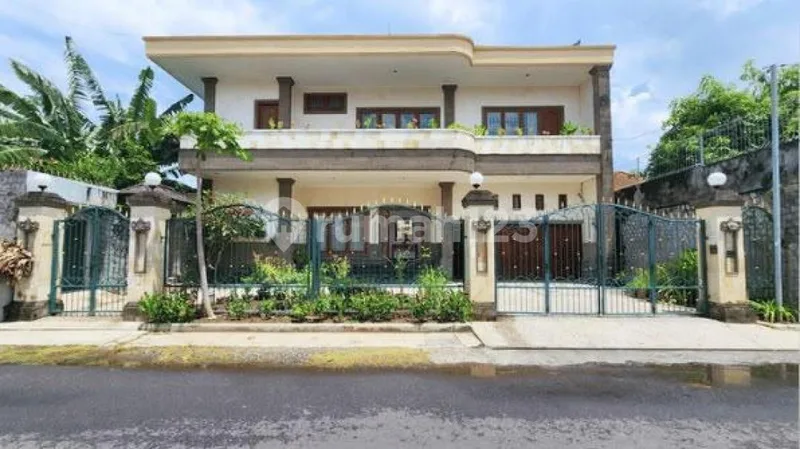 For Sale - Luxury Old Money House In Renon, Denpasar - Bali in Bali
