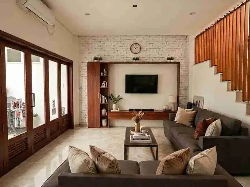 RUMAH MODERN & LUXURY DALAM KOMPLEK SANUR - Real Estate in Bali