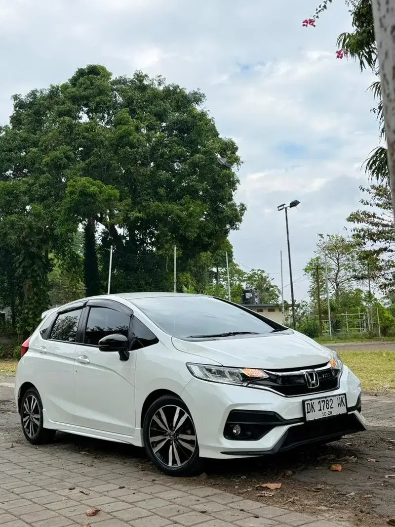 Jazz RS Facelift 2018 Manual Asli Bali Super Istimewa - Bali in Bali