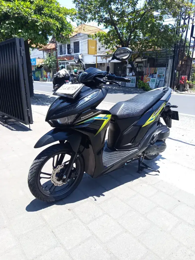 Vario 125 th 2025 low km Deva motor - Vehicles in Bali