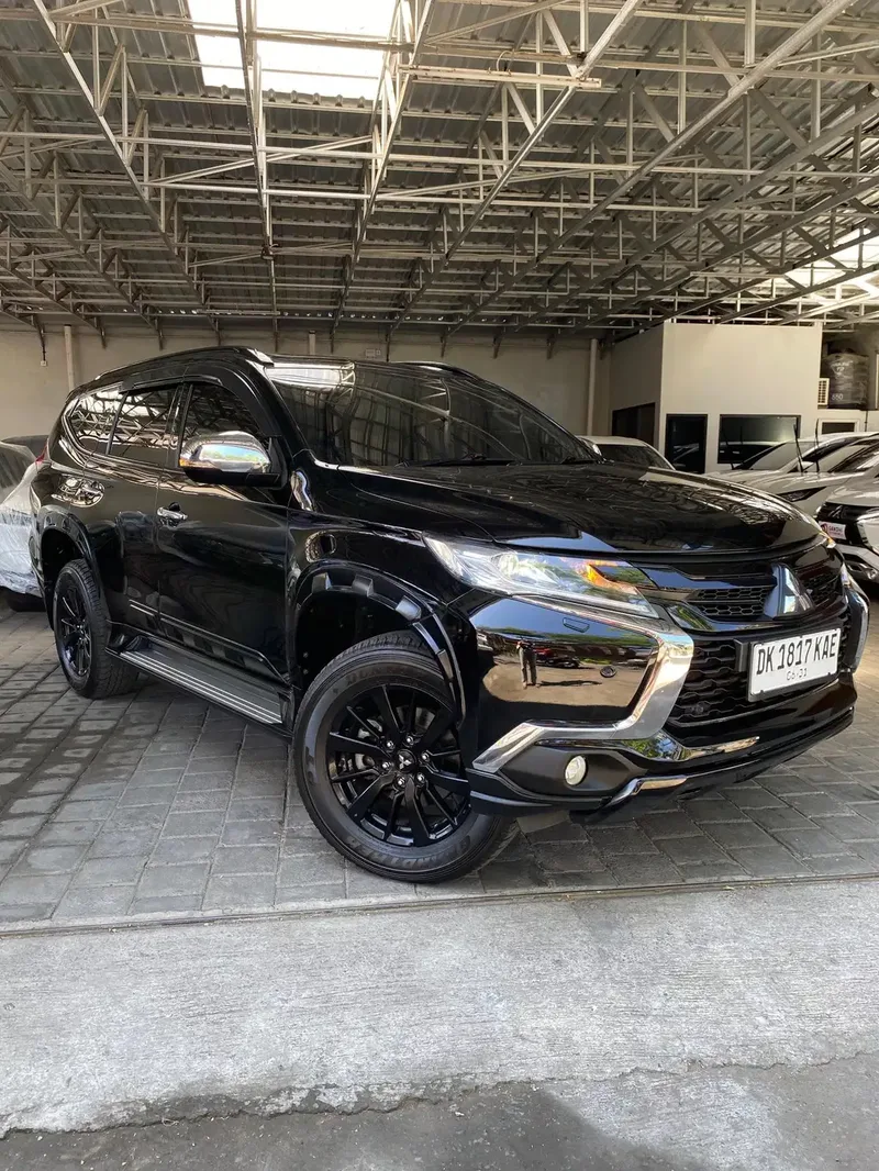 Pajero Sport Dakar 4x2 Rockford Black Edition 2019 - Vehicles in Bali