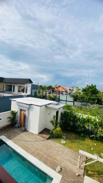 Villa Bangunan Baru Siap Huni Ada Pool Lokasi Strategis di Kutuh - Real Estate in Bali