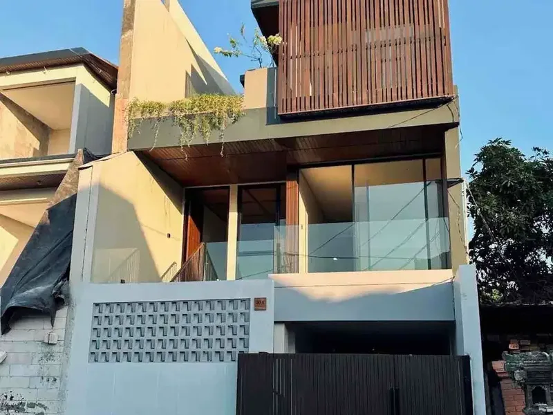 Rumah Mewah Siap Huni di Gatsu Barat Denpasar Bali - Real Estate in Bali