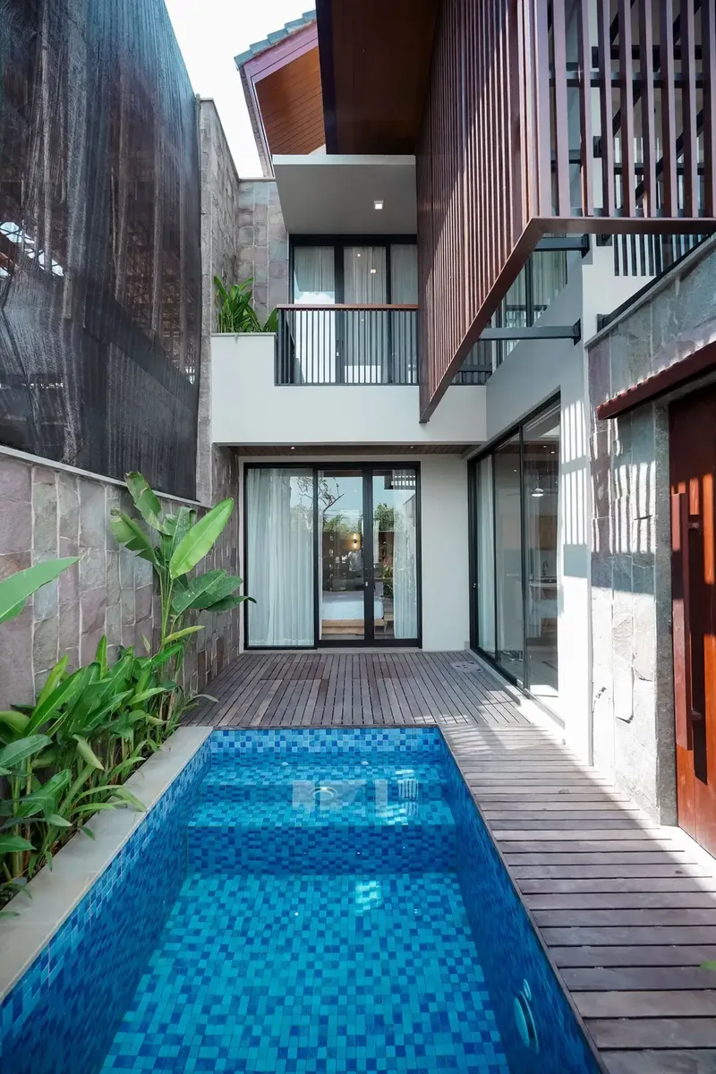 Villa Modern Minimalis One Gate Sistem Kayu Tulang Canggu - Bali in Bali