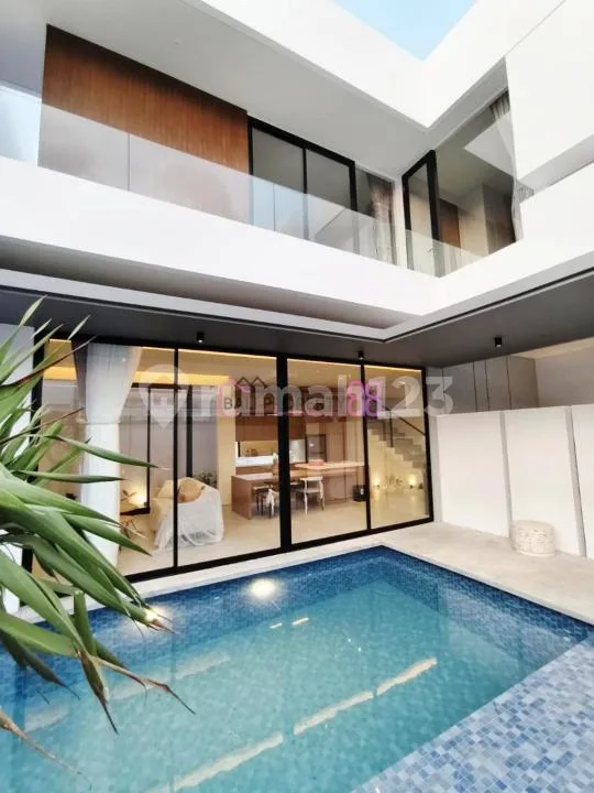 Modern Villa Mewah dengan Kolam Renang Pribadi di Canggu | 2 KT di Canggu, Badung - Real Estate in Bali